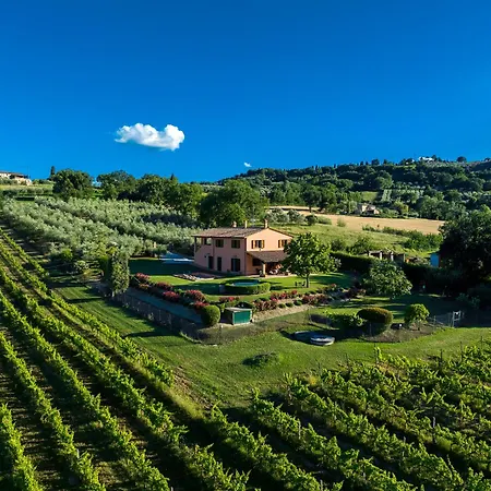 Scappo In Umbria,mevania * Bevagna